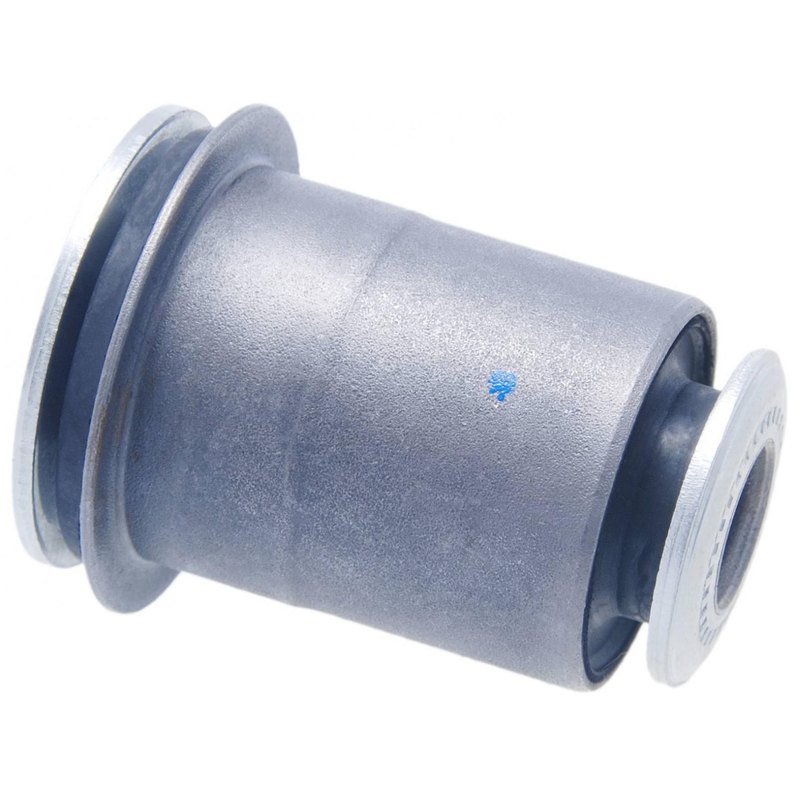 Rear arm bushing