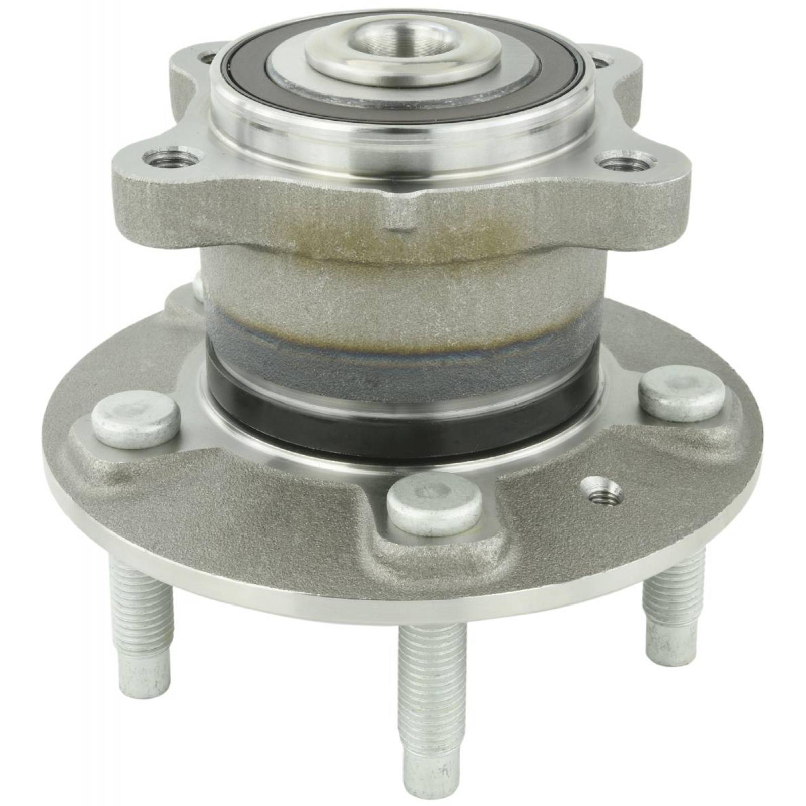Rear wheel hub