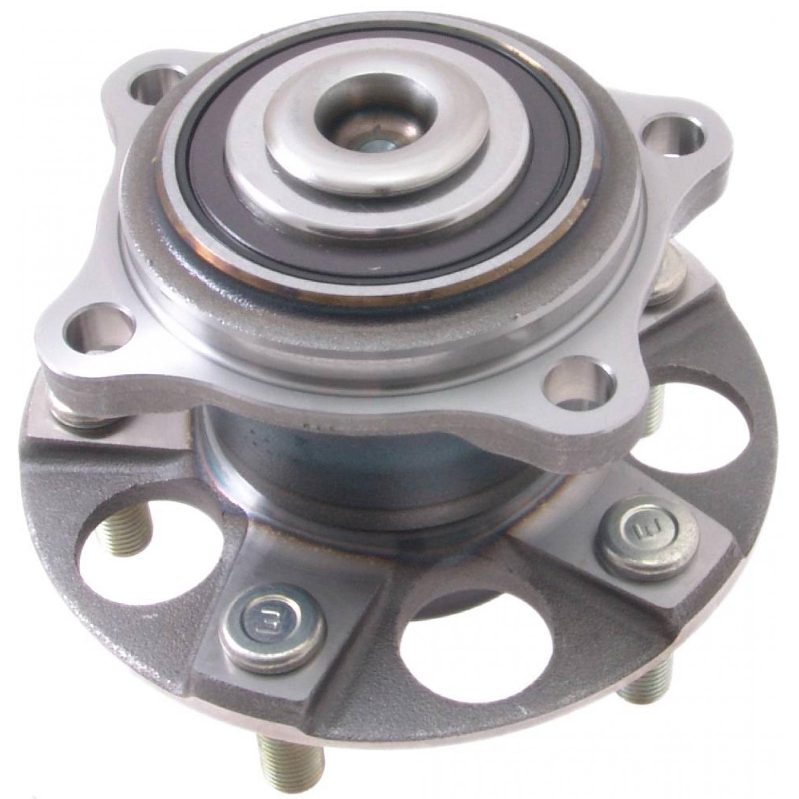 Rear wheel hub