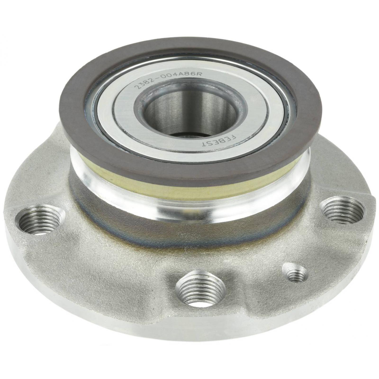 Rear wheel hub