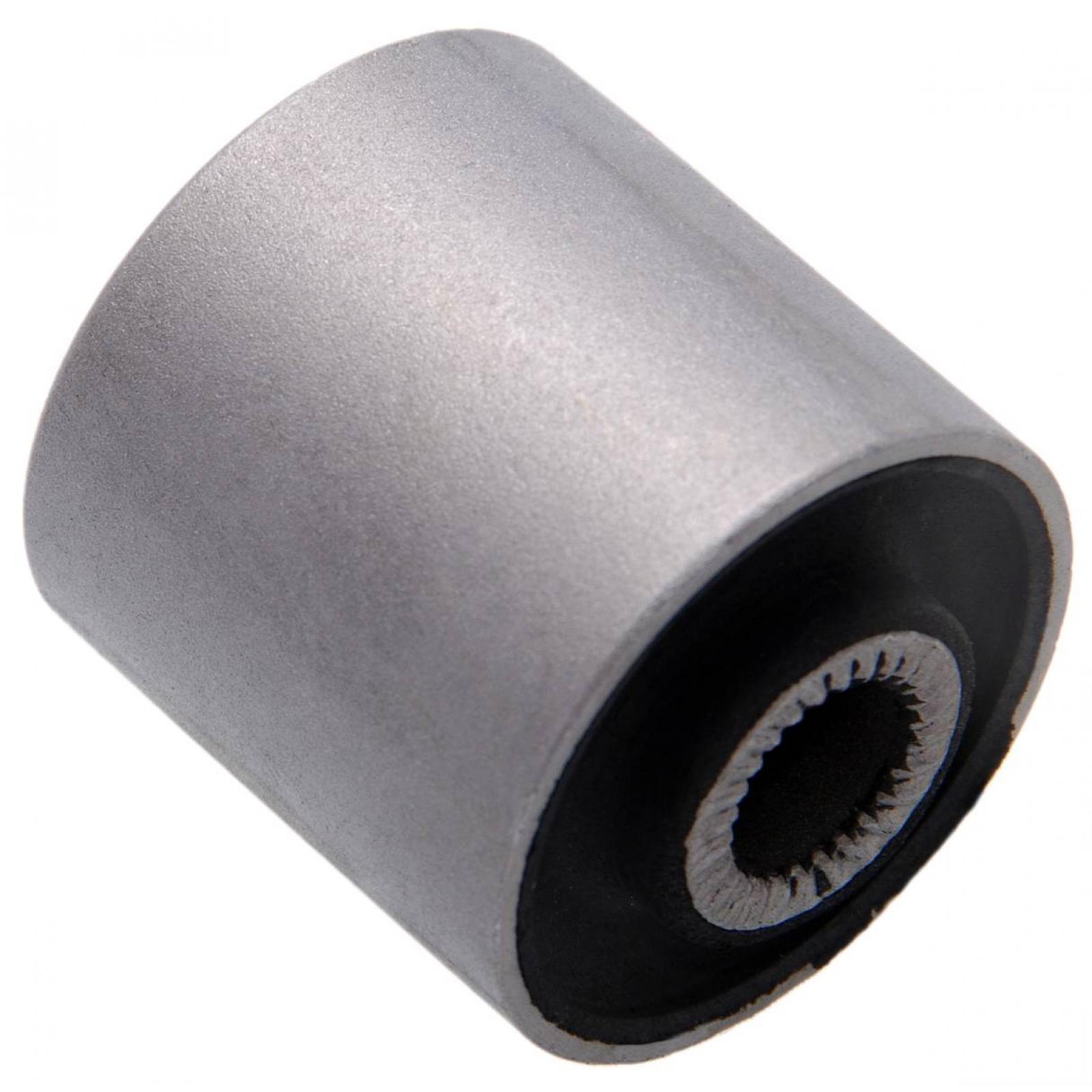 Rear knuckle bushing
