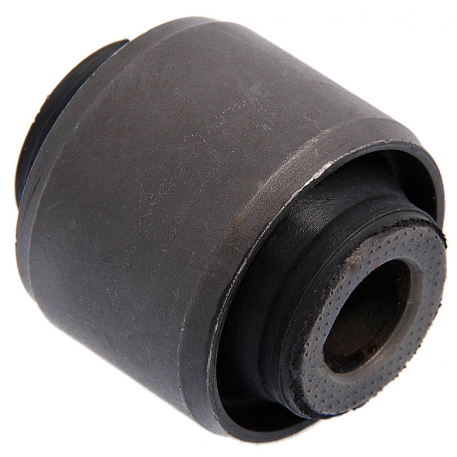 Rear arm bushing