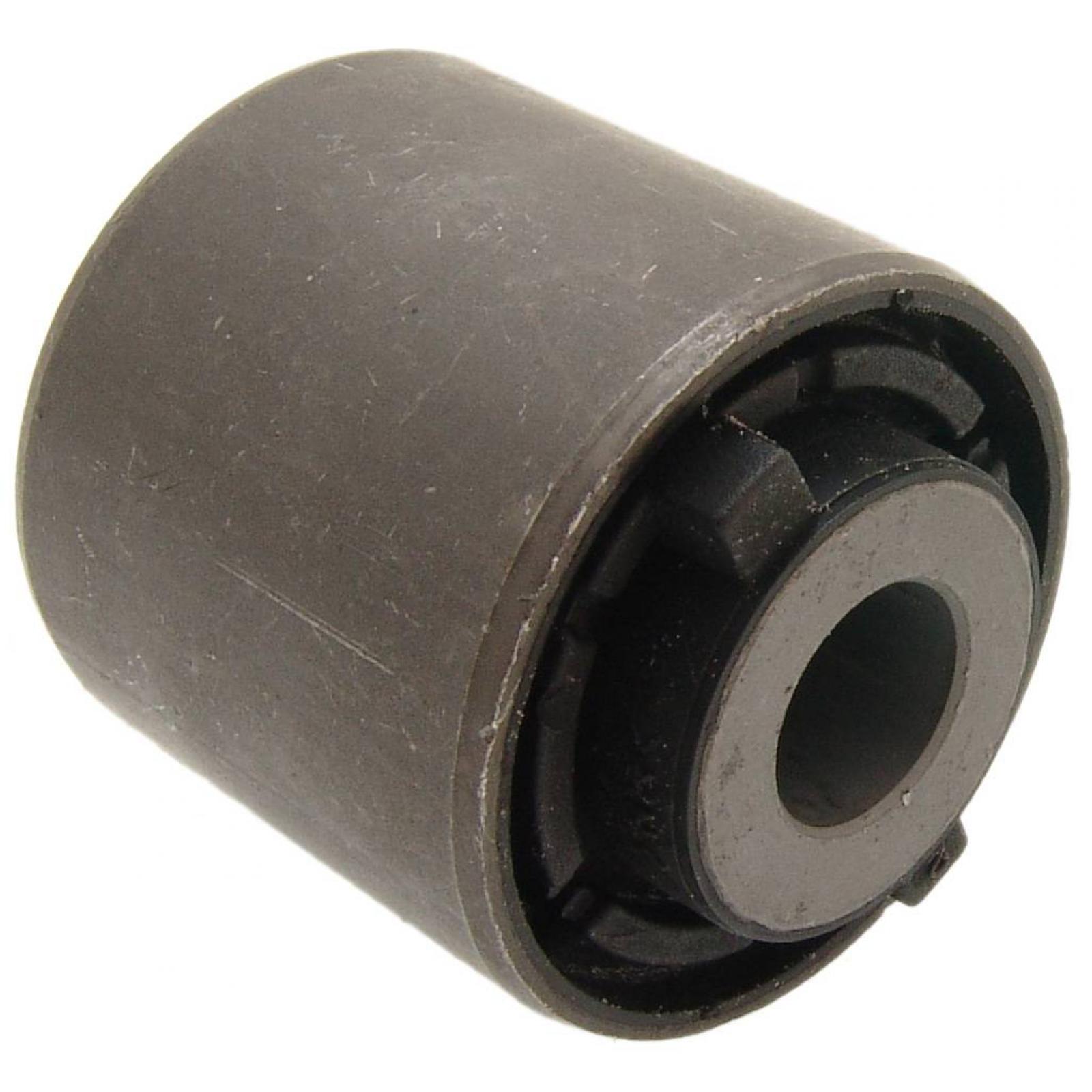 Rear rod bushing