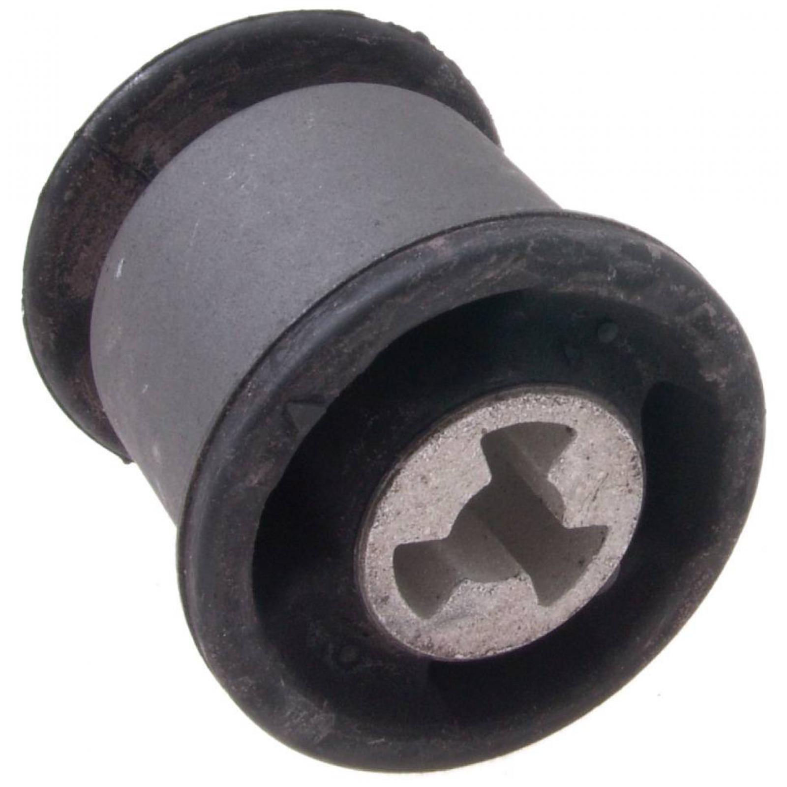 Rear arm bushing