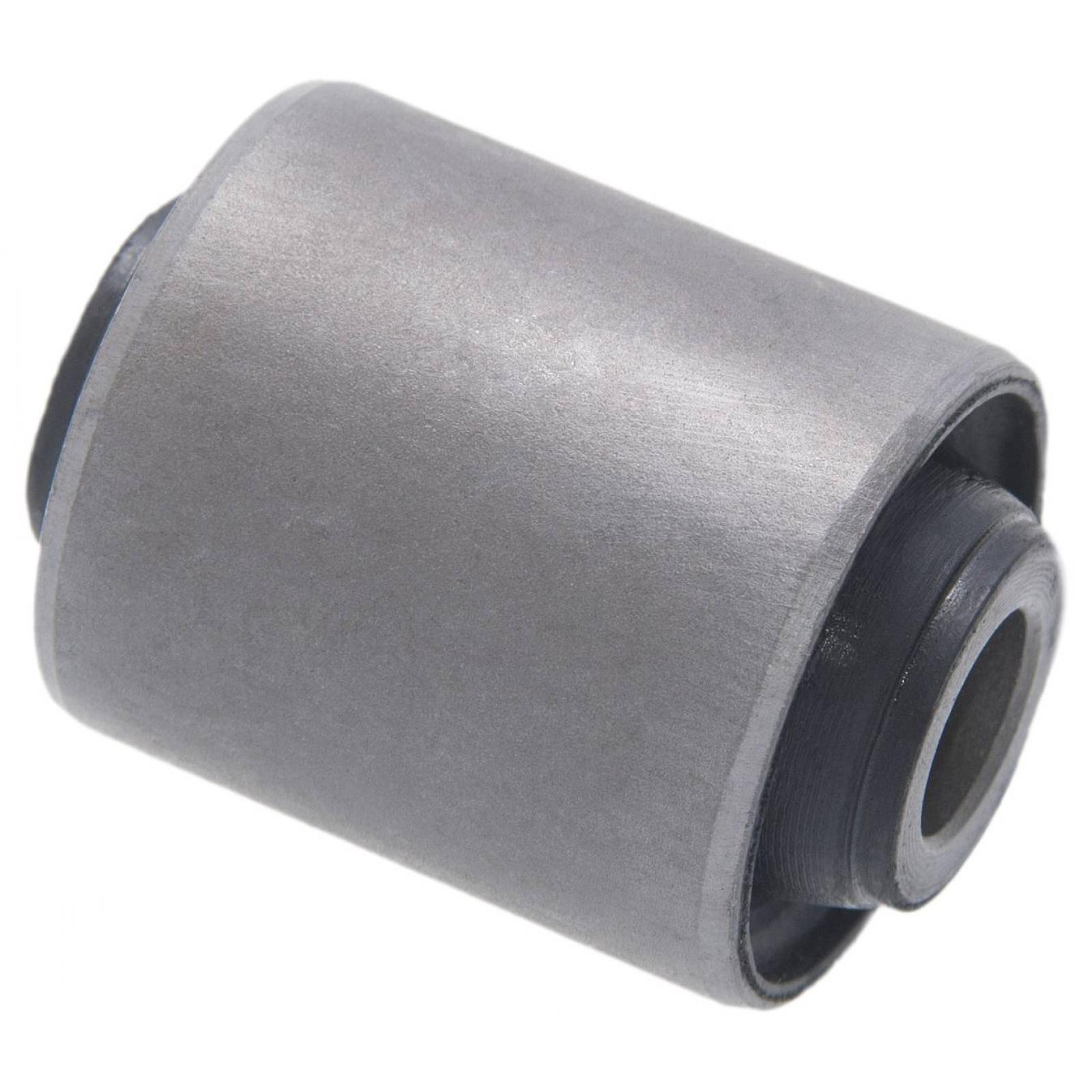 Rear arm bushing