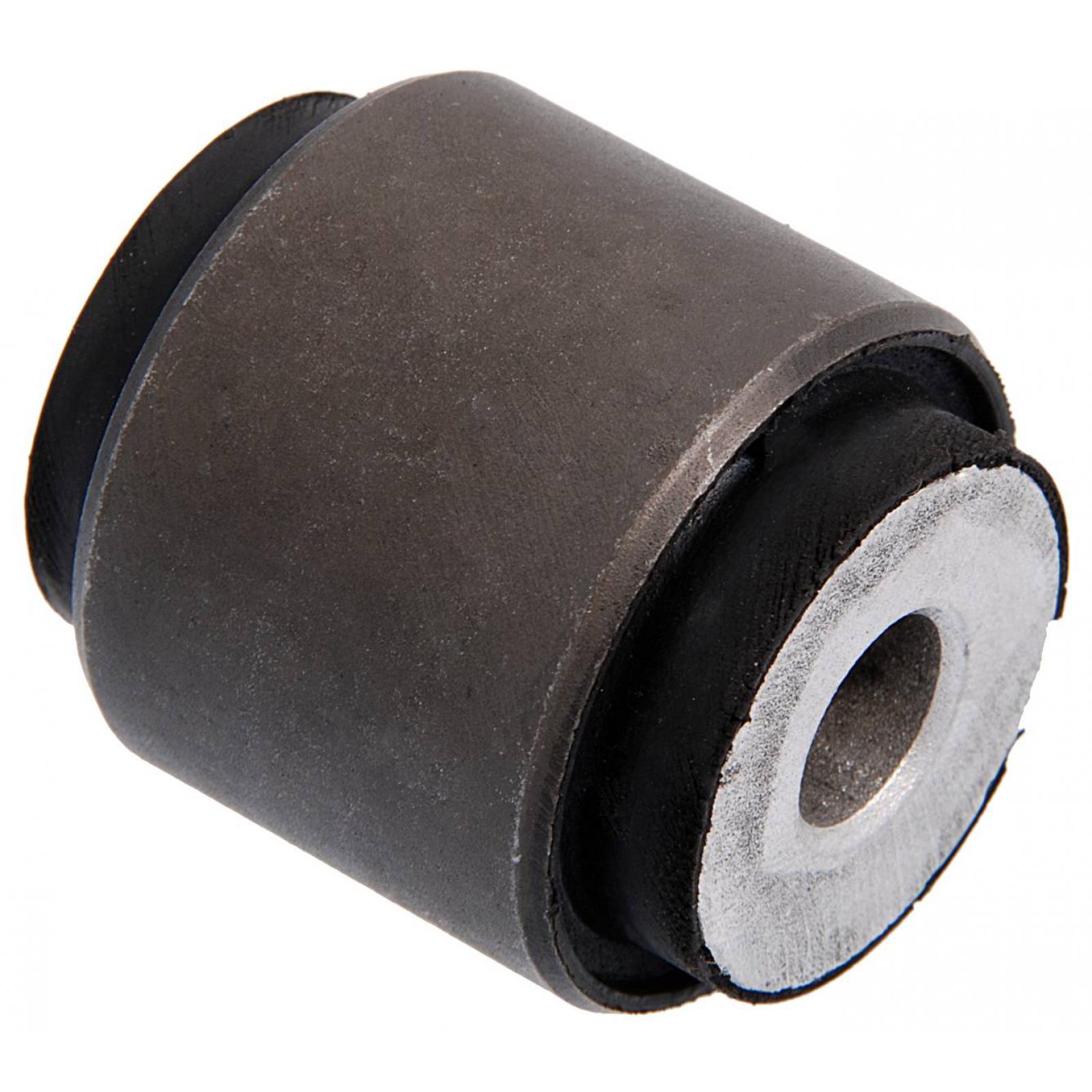 Rear rod bushing