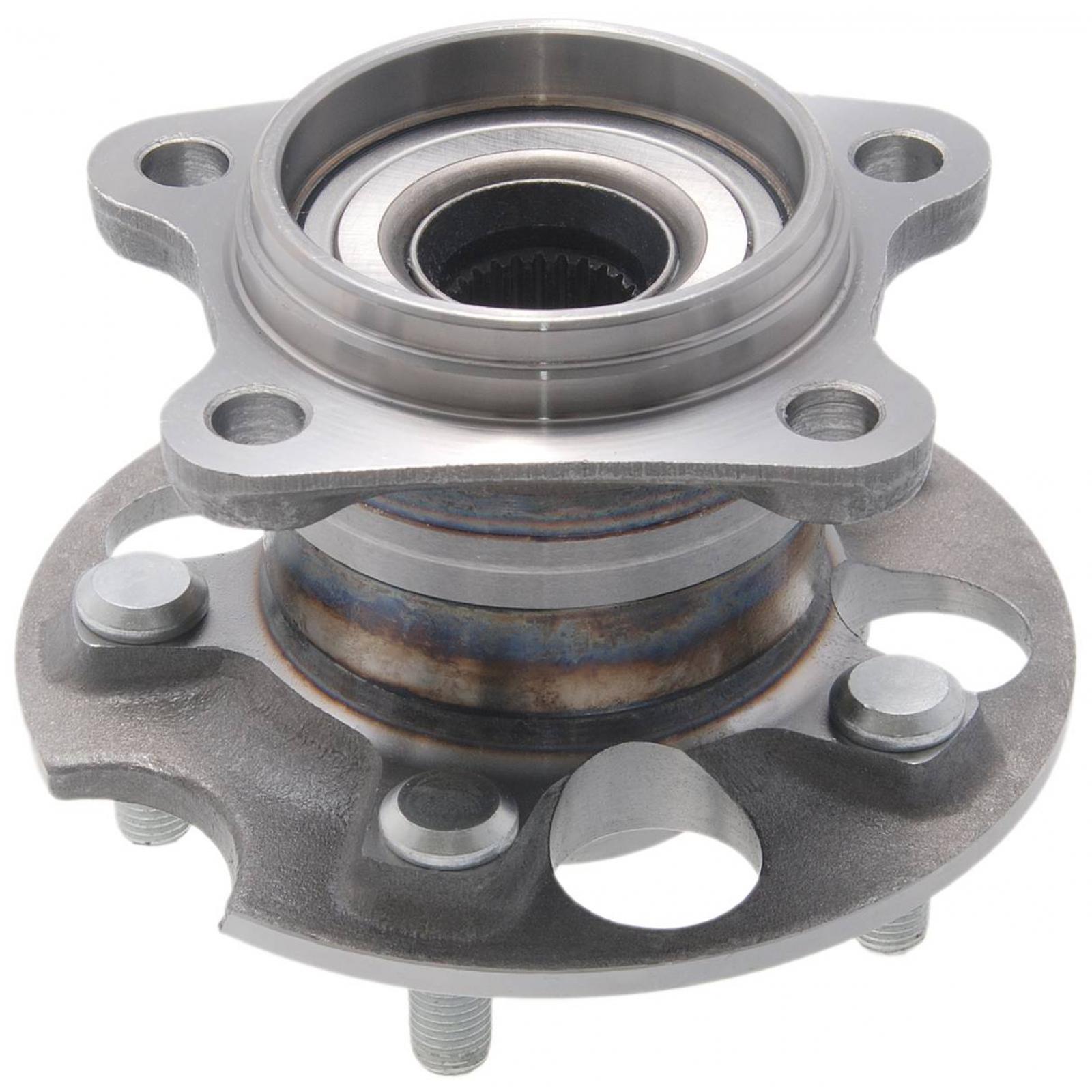Rear wheel hub