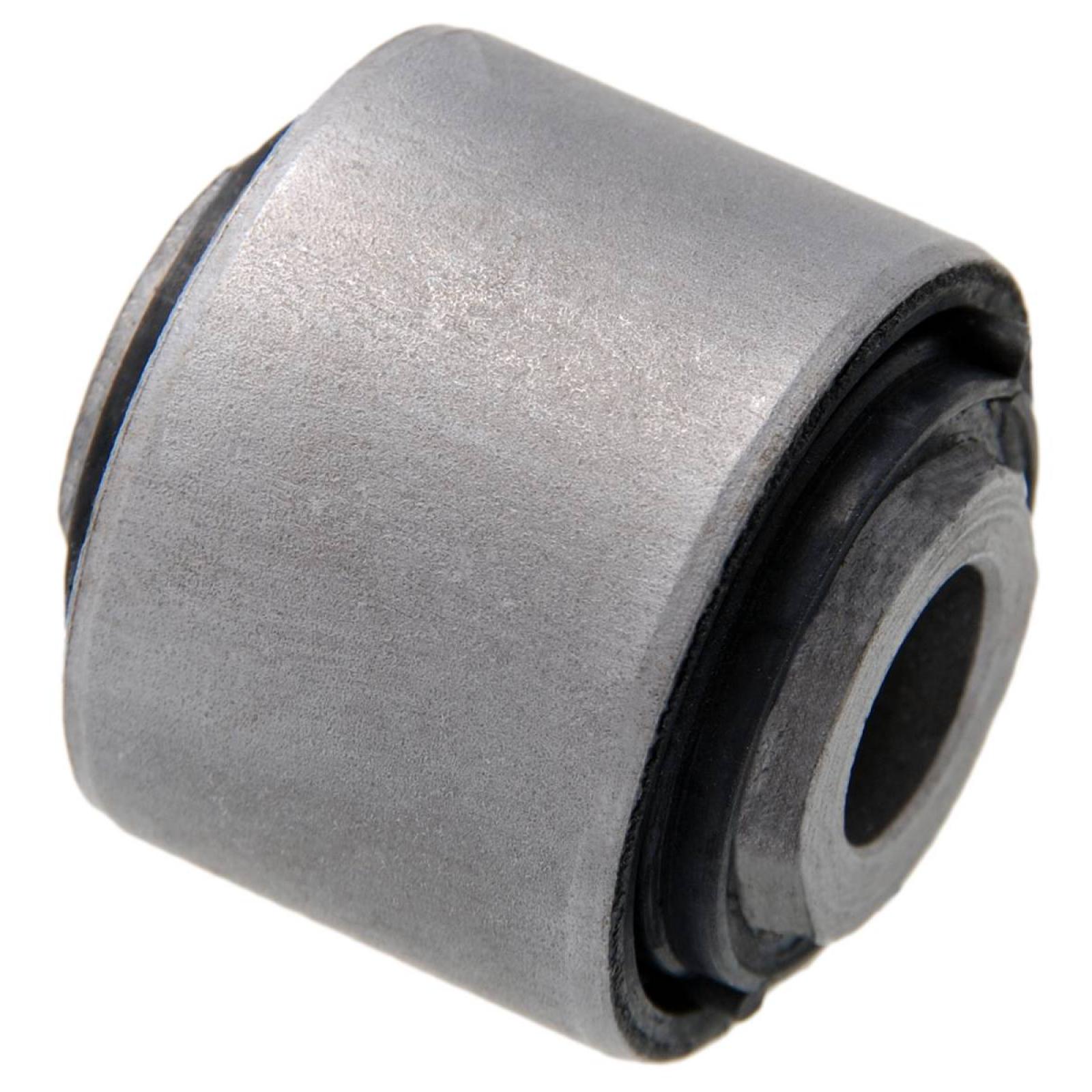 Rear rod bushing