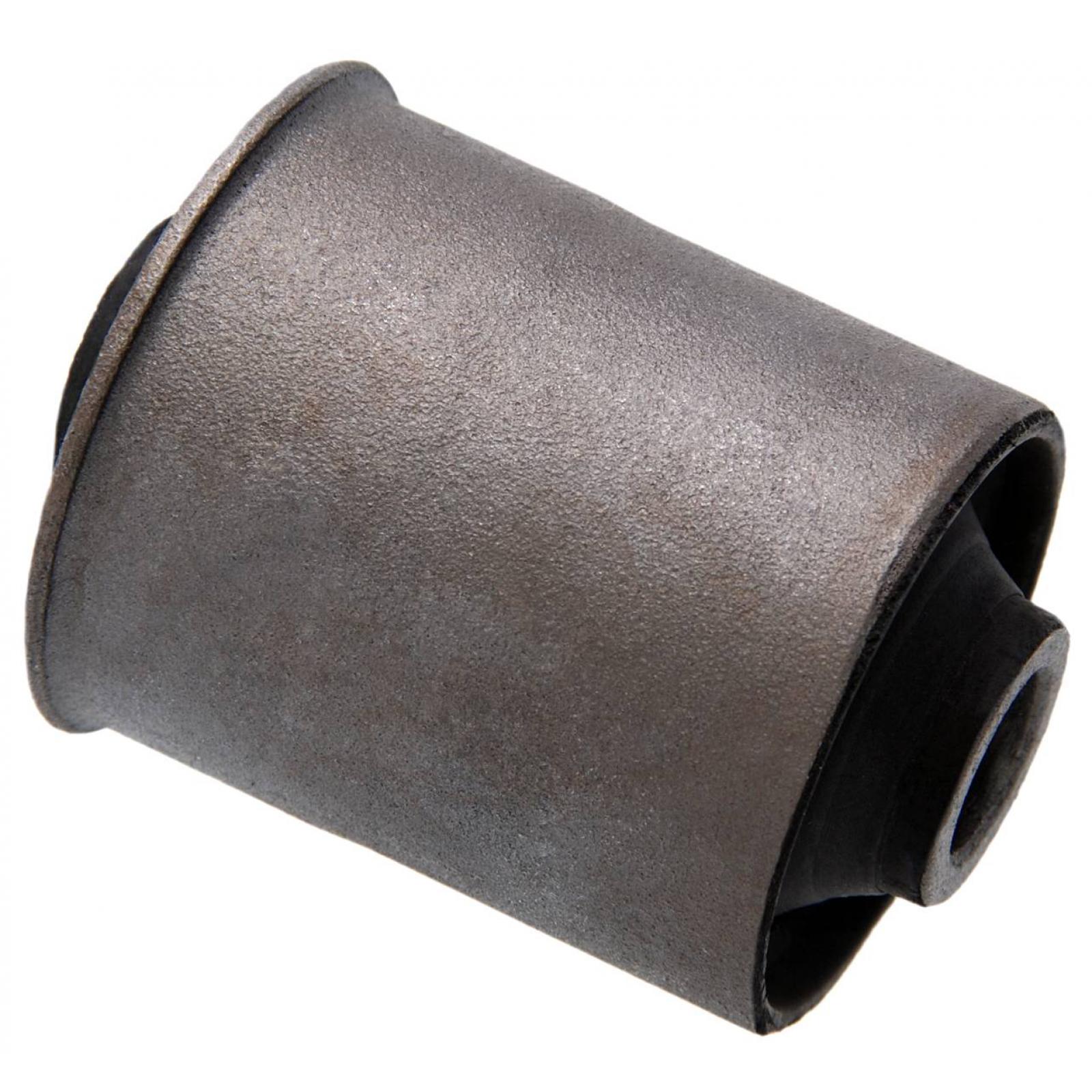 Rear arm bushing