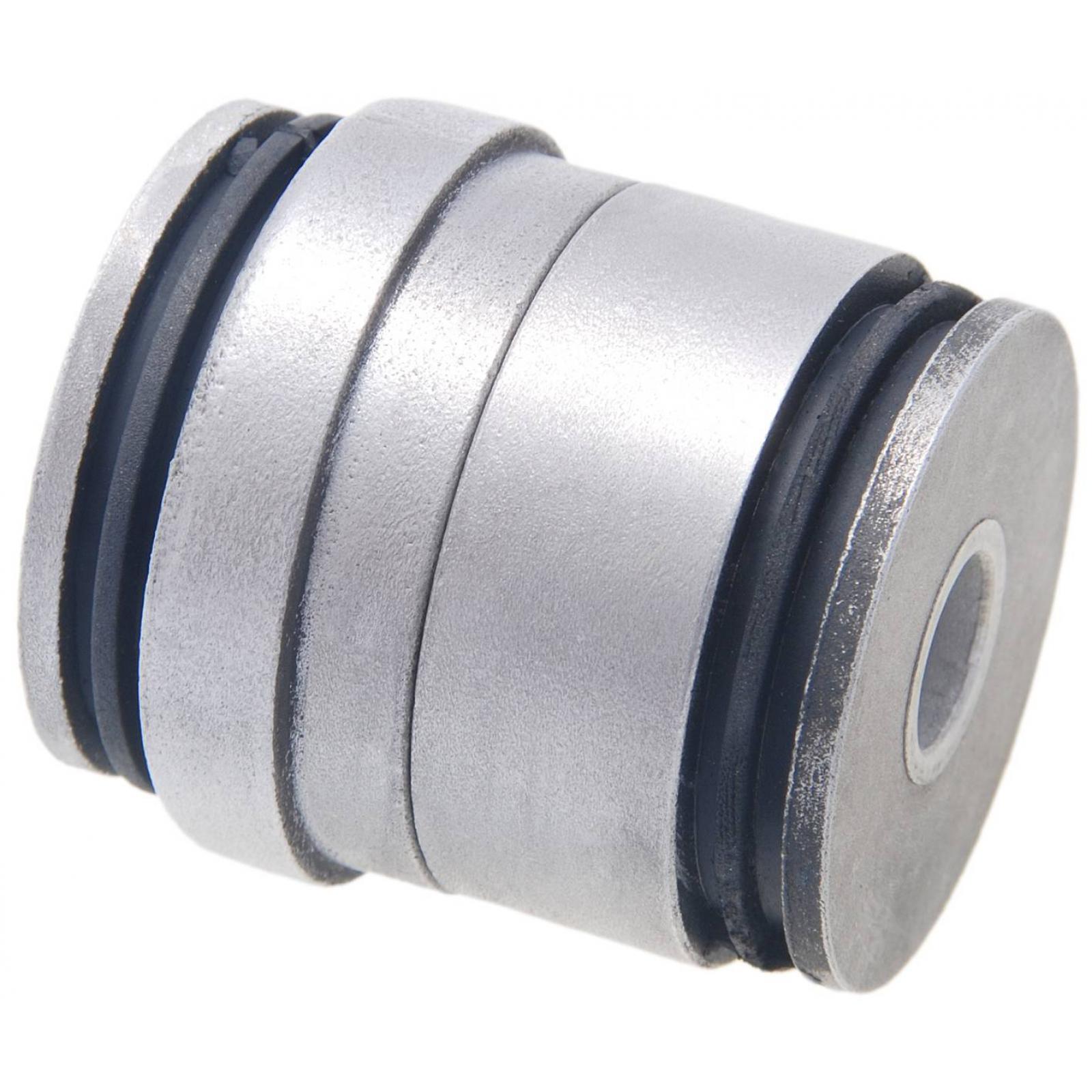 Rear knuckle bushing