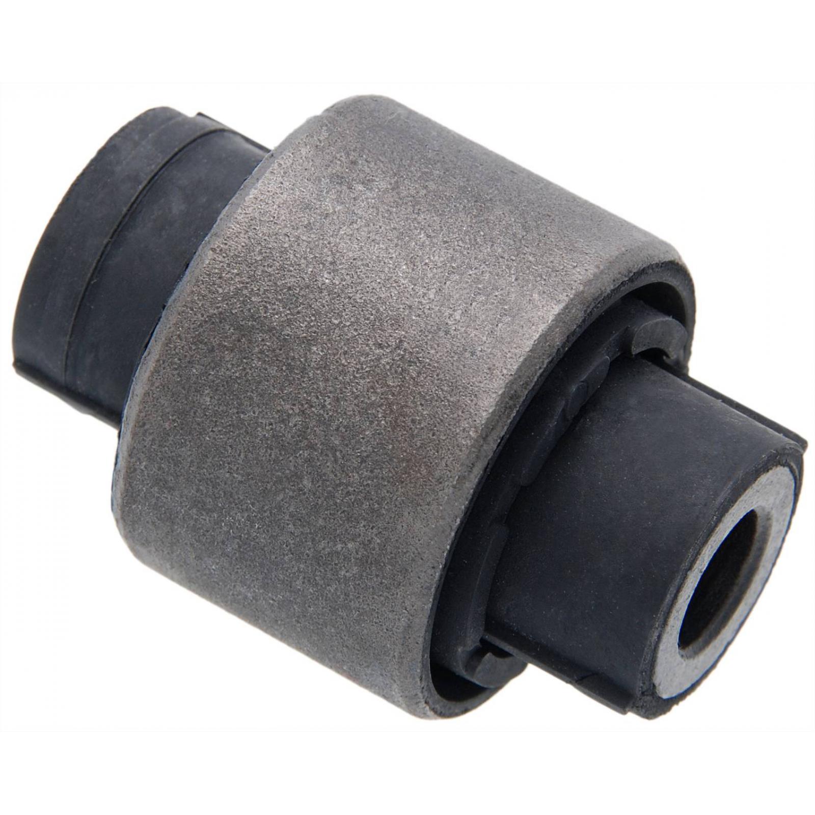 Rear rod bushing