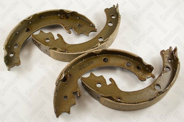 Brake Shoes ! Suzuki Grand Vitara 2.4I 09>