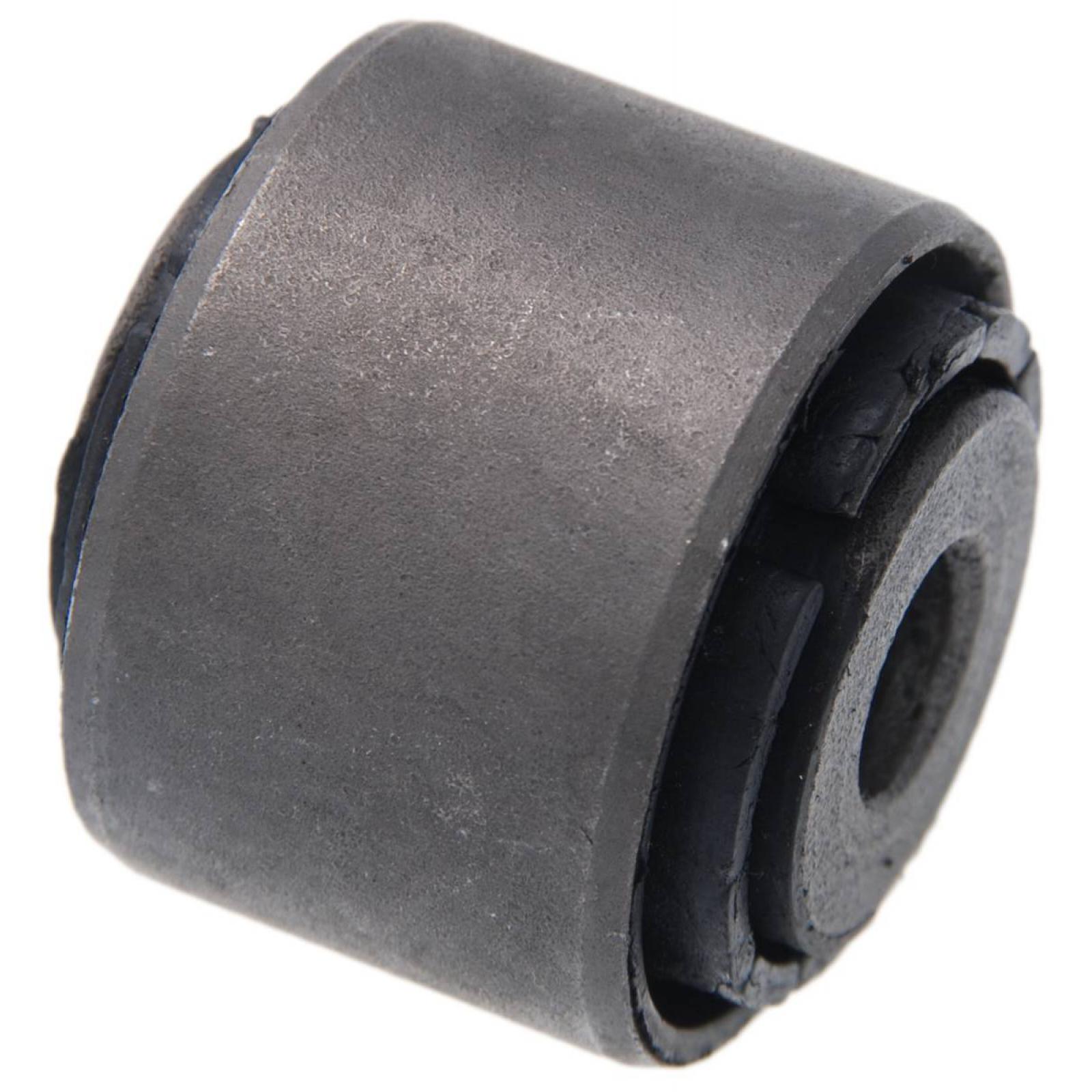 Rear rod bushing